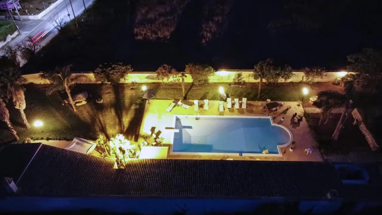 Villa Montagna Fontane Bianche 0*,